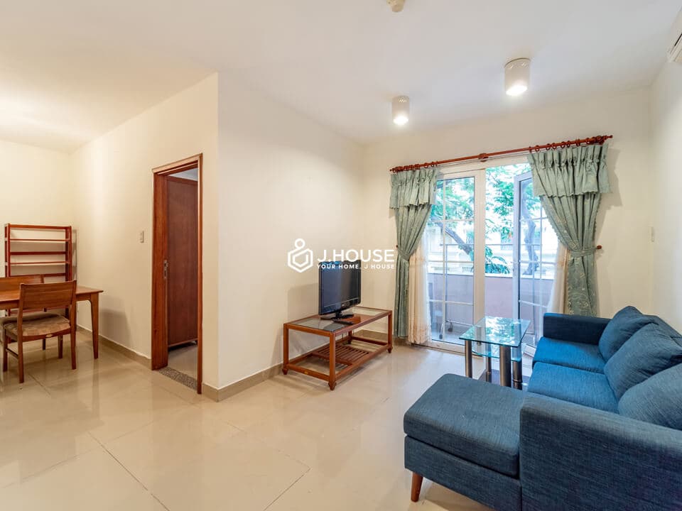 Spacious 2-bedrooms with Pool in District 2